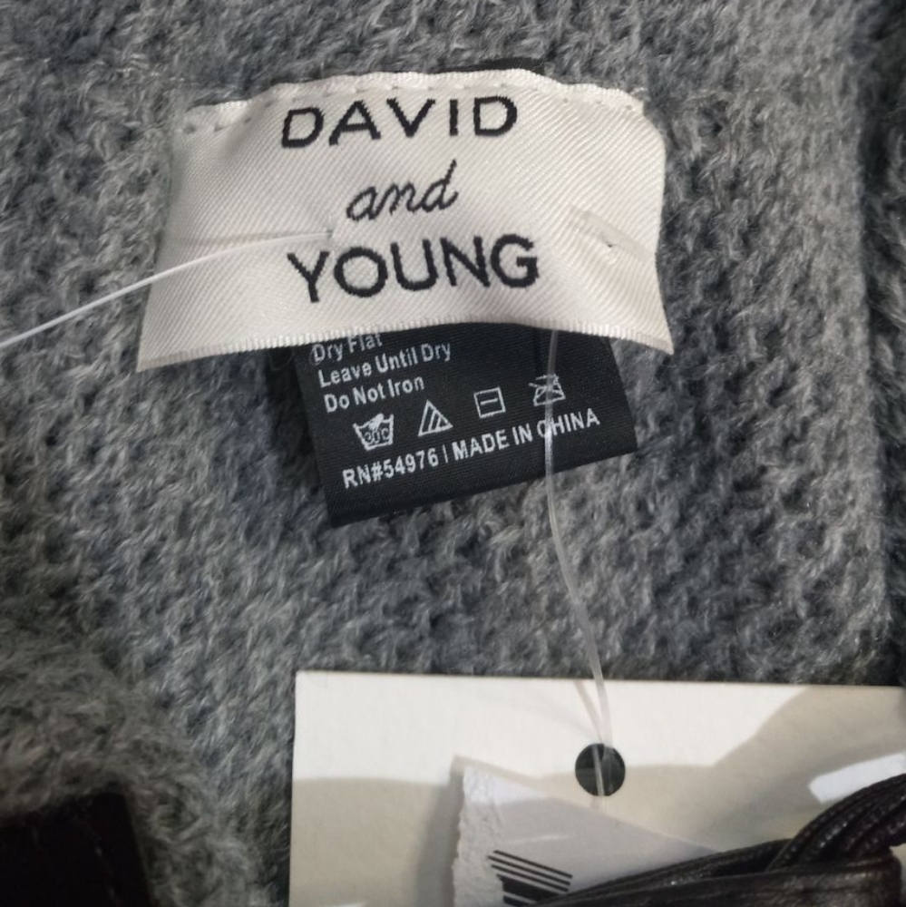 David and Young Toggle Closure Poncho Cape Shawl Heather Gray - Picture 2 of 4